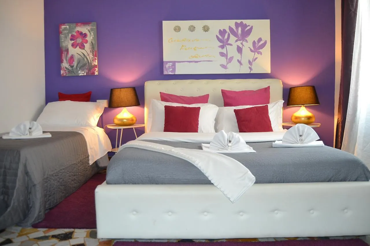 Central Avenue B&B Bologna Italy