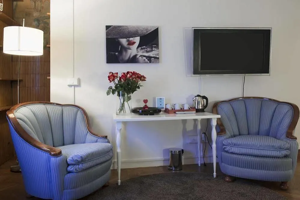 Central Avenue B&B Bologna