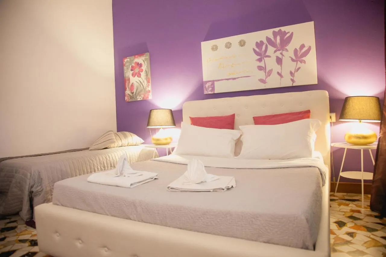Central Avenue B&B Bologna 0*,  Italy