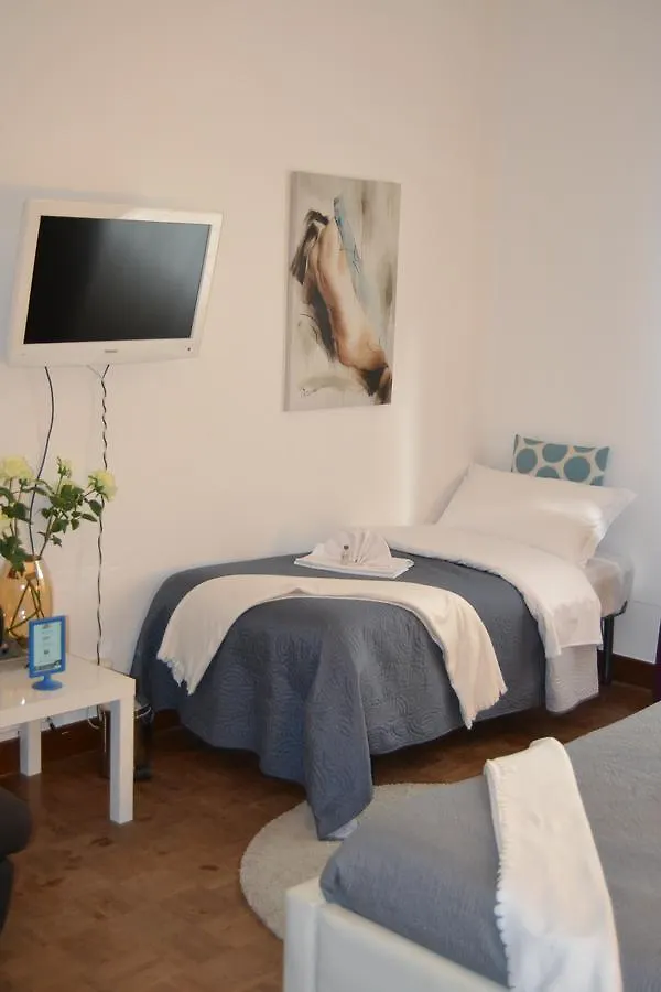 Central Avenue B&B Bologna
